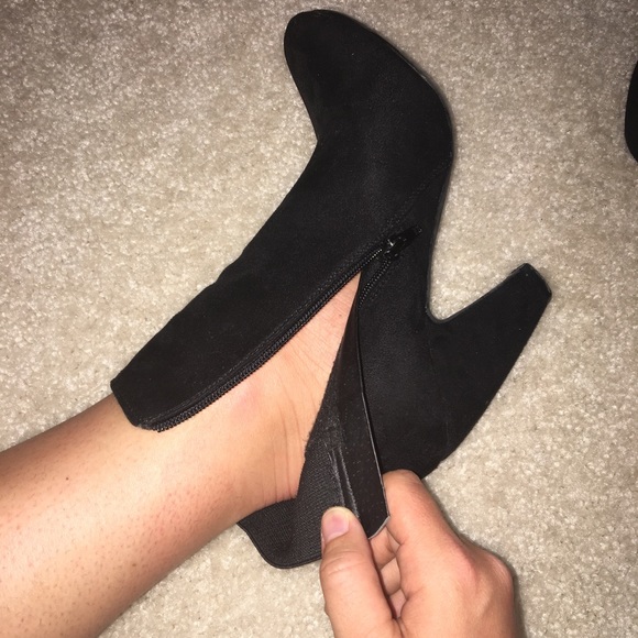 Booties!!!!!- black comfortable women’s booties - Picture 7 of 7